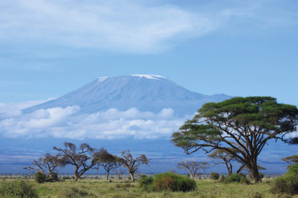 Efter at Uldum Højskoles tur til Kenya er slut, tager eleverne ofte videre til nye oplevelser - fx at bestige Kilimanjaro