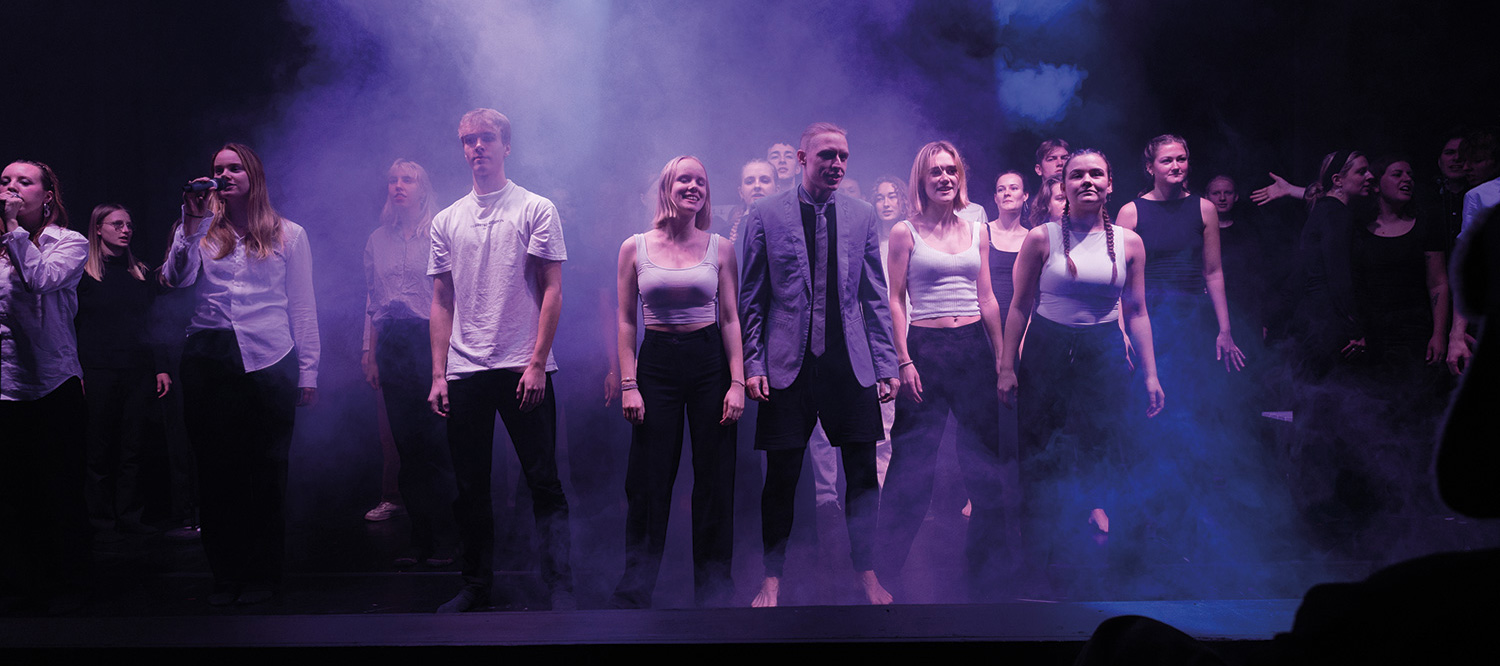 Teater og kor på Uldum Højskole